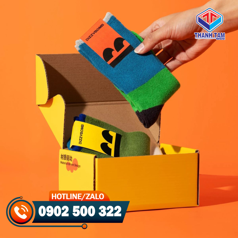 hộp carton nắp cài